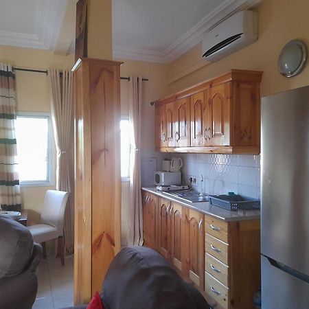 Apartamento Holiday Let'S To Go Manjai Kunda Exterior foto